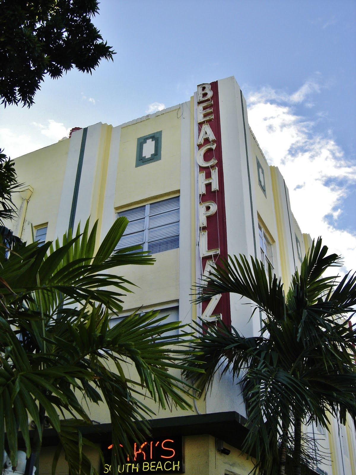 Places To Go, Buildings To See Beach Plaza Hotel Miami Beach, Florida